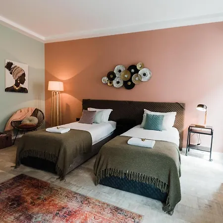 krevet i doručak Square 19-boutique 3*