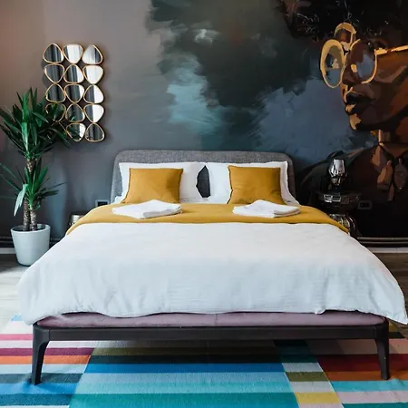 Square 19-boutique Novi Sad