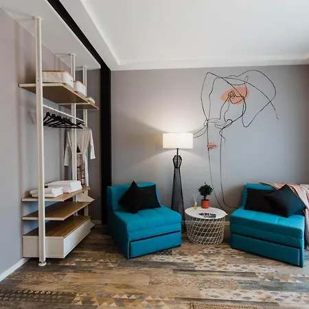 Square 19-boutique krevet i doručak Novi Sad