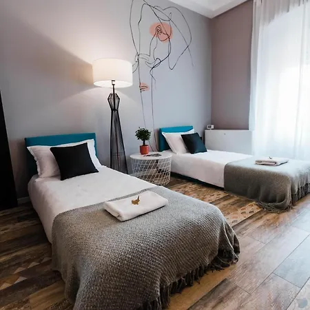 Square 19-boutique 3* Novi Sad
